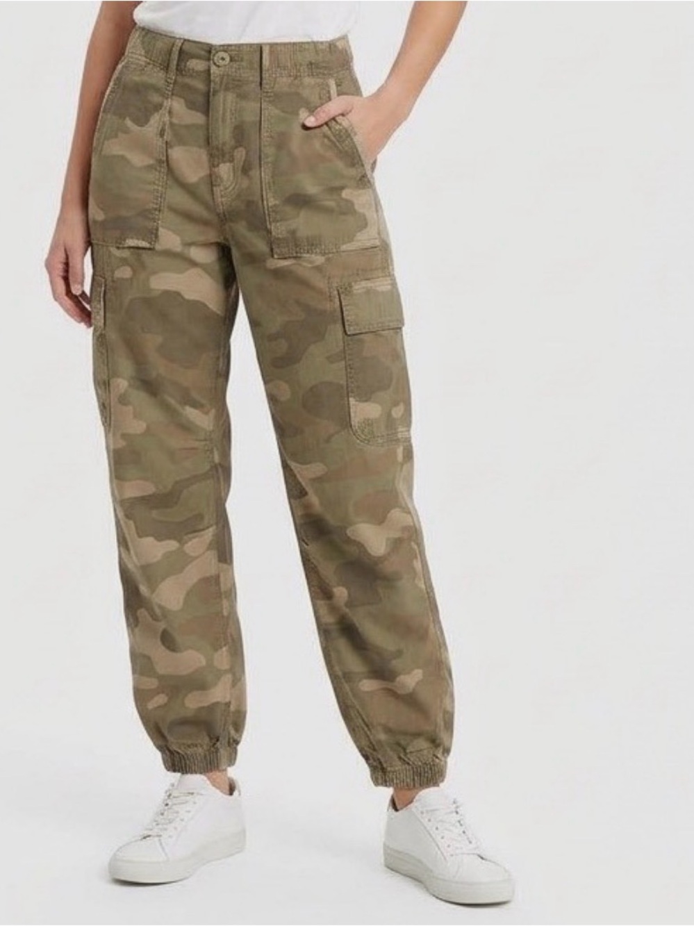 American Eagle Outfitters Women's Camo Cargo Joggers - Olive Green